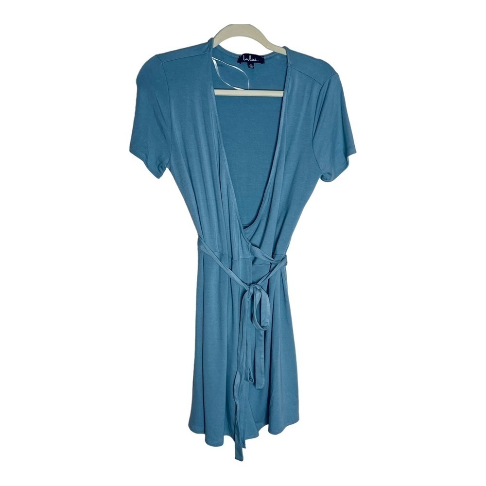 Lulus dusty blue short sleeve wrap dress